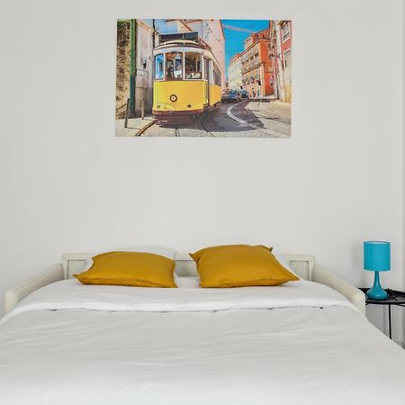 Chic And Comfortable Apart In Paris Apartment ภายนอก รูปภาพ